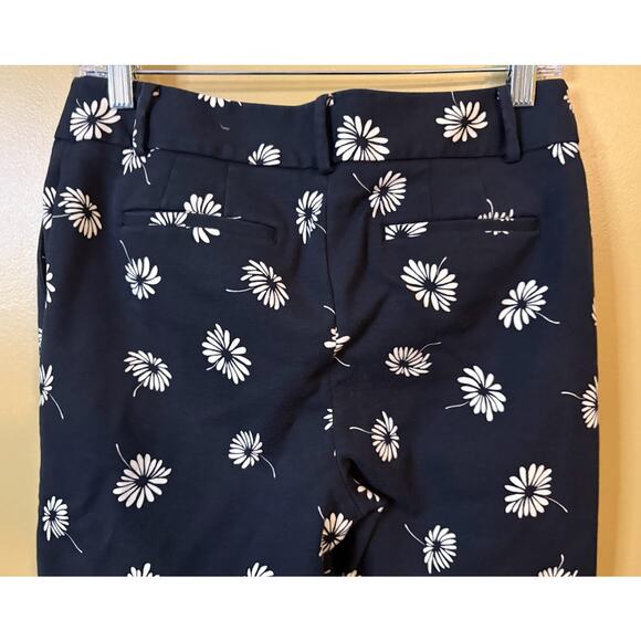 Talbots Black Floral Print Hampshire Ankle Pants Size 8 - Picture 7 of 7
